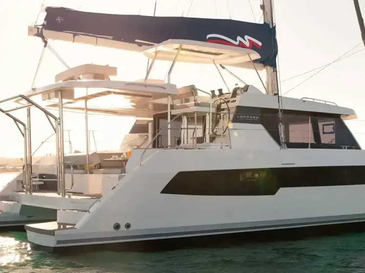 Leopard 42 in Placencia - image 1