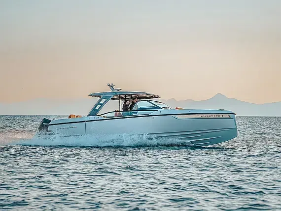 Saxdor 320 GTO in Paros / Marina Aliki - image 1