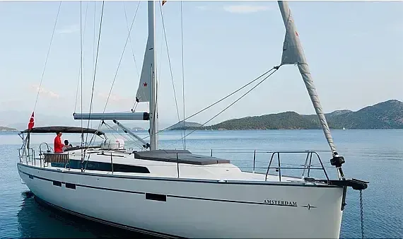 Bavaria Cruiser 46 in Fethiye / Yacht Classic Hotel - image 1