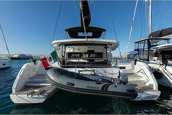 Lagoon 46 in Sicily / Furnari / Marina Portorosa - image 1