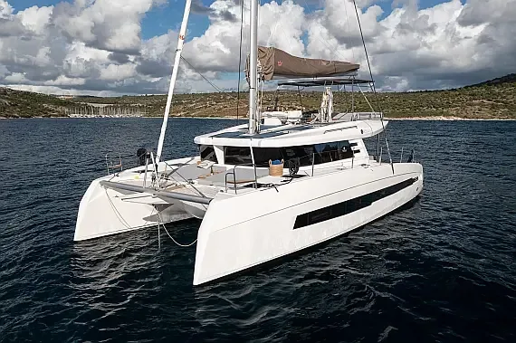Cervetti 44 in Primošten / Marina Kremik - image 1
