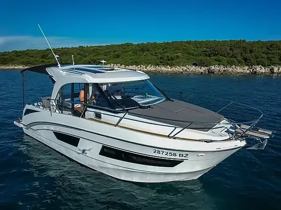 Antares 9 OB in Zadar / D-Marin Borik - image 1
