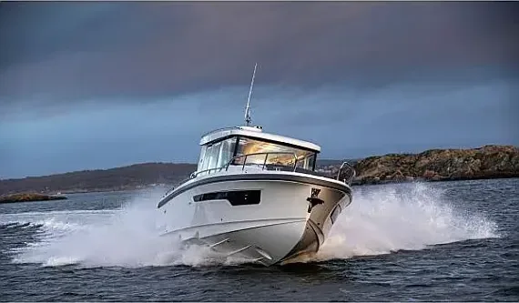 Nimbus Commuter C11 in Split / ACI Marina Split - image 1