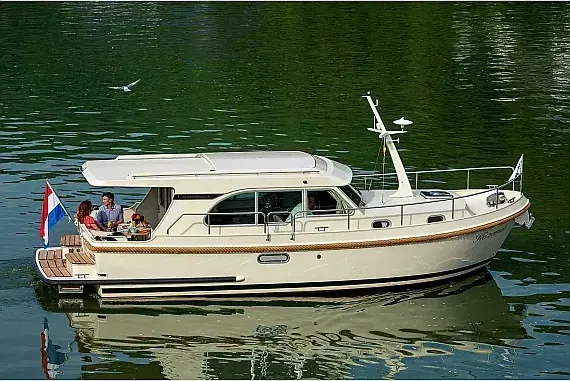 Linssen Grand Sturdy 30 in Kinrooi / Jachthaven De Spaanjerd - image 1