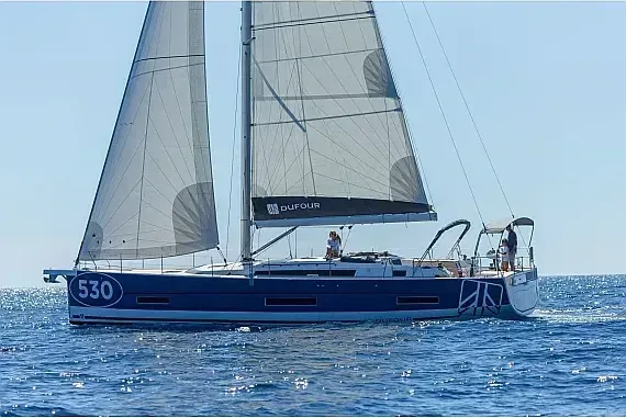 Dufour 530 in Sicily / Capo d'Orlando Marina - image 1