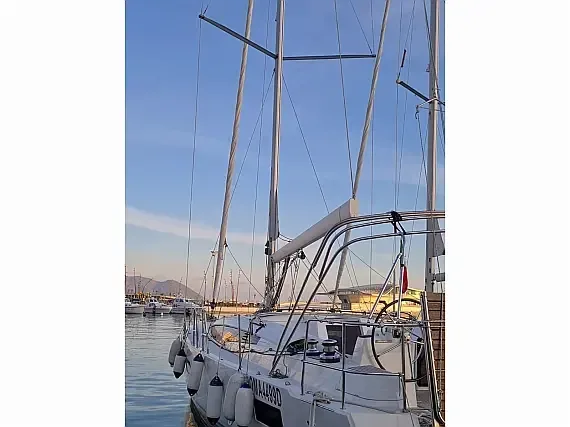Jeanneau 54 in Salerno - image 1
