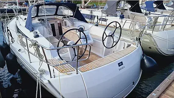Bavaria Cruiser 34 in Lemmer - image 1