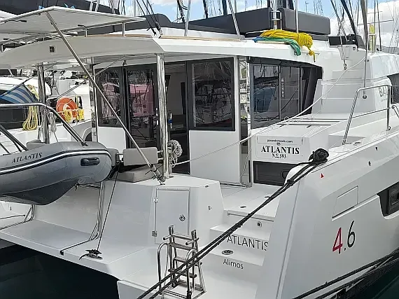 Bali 4.6 in Athens / Alimos Marina - image 1